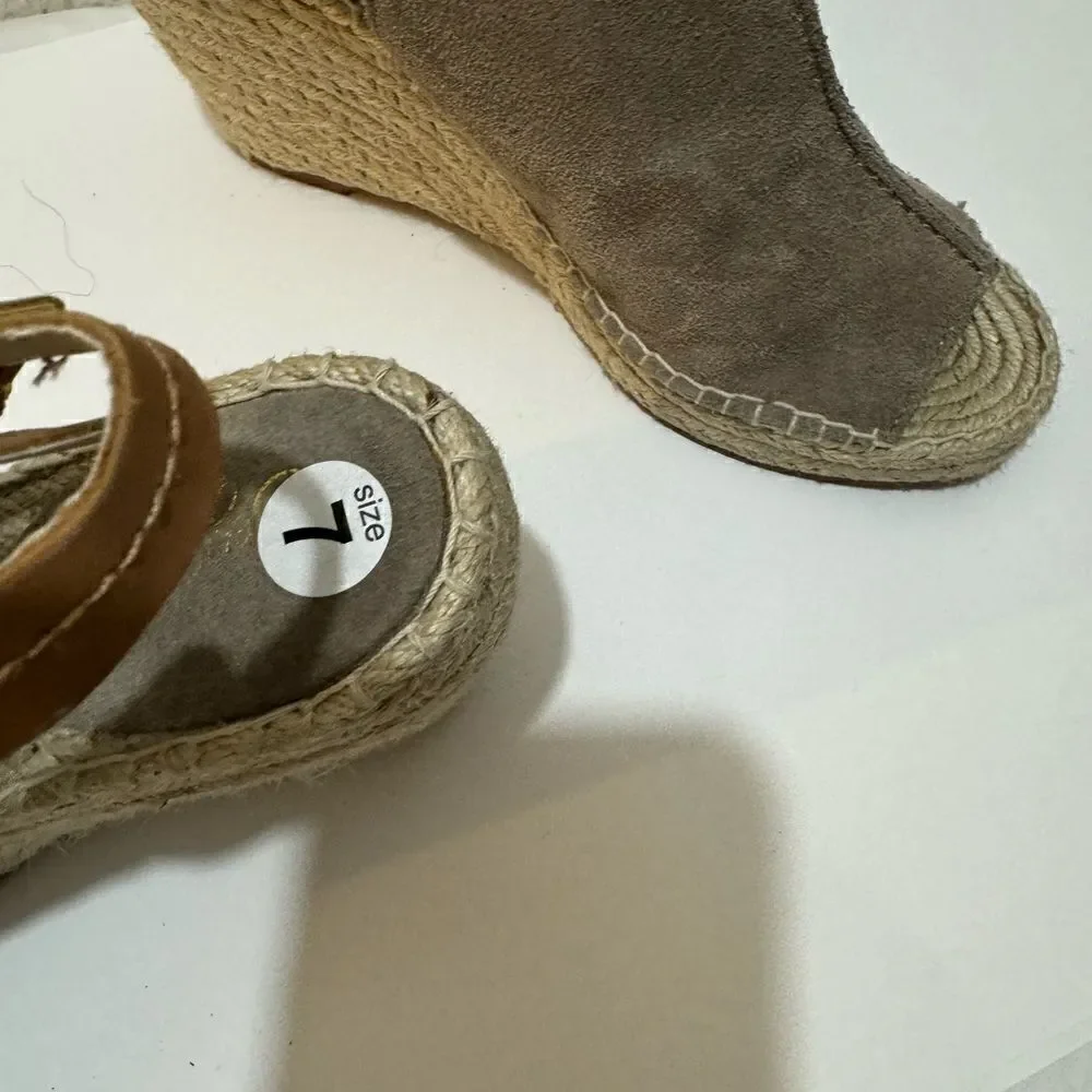 Seychelles 'Charismatic' Suede Wedge Peep Toe
